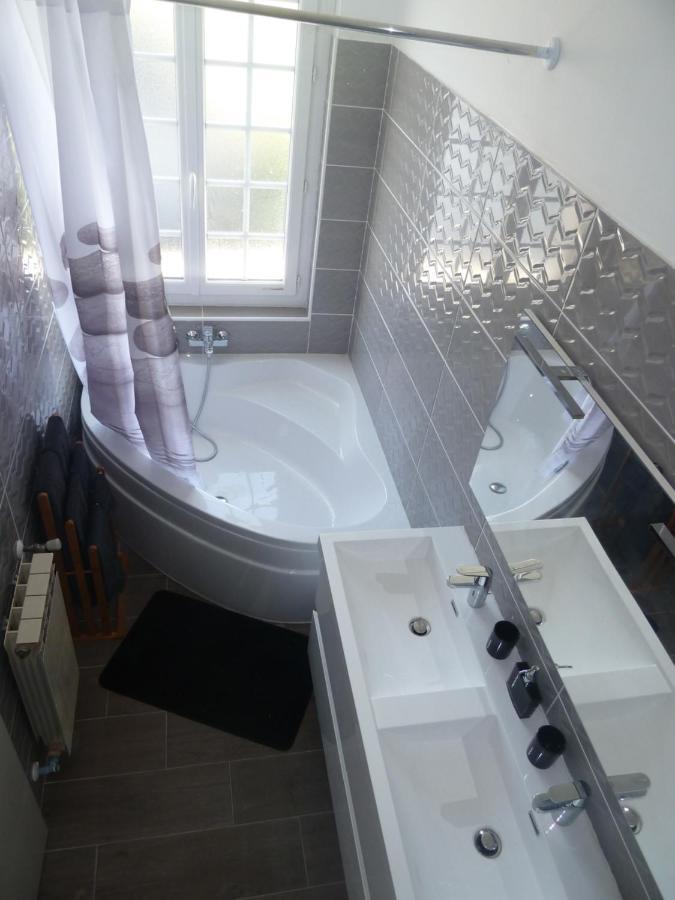 Maison Elizondoa - Chambres, Restaurant Et Spa Masparraute ภายนอก รูปภาพ